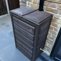 Prestige 225 Litre Wood Effect Water Butt Planter - Image 3